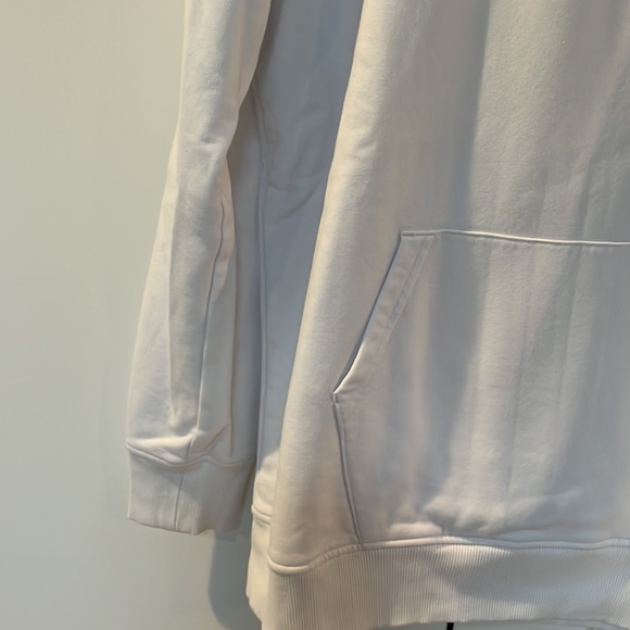 Gymshark size M white oversized hoodie - Picture 3 of 4